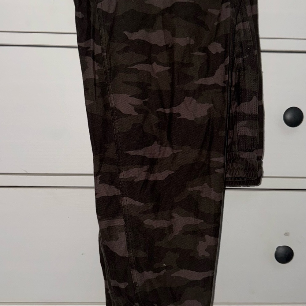 Athleta Camouflage Joggers - Brown and Black